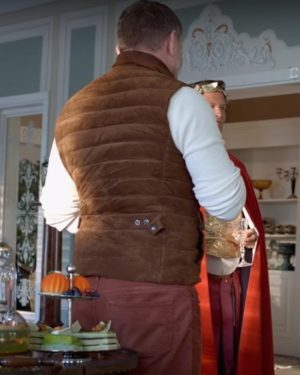 Director Guy Ritchie The Ministry Of Ungentlemanly Warfare Brown Puffer Vest