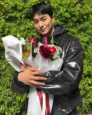 Jung Gun-joo Way Back Love Black Jacket