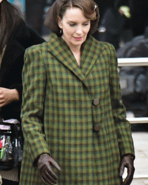 Ariadne Oliver A Haunting in Venice (2023) Tina Fey Green Plaid Trench Coat
