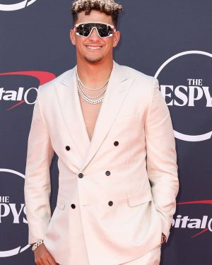 Patrick Mahomes ESPY Awards 2023 White Suit