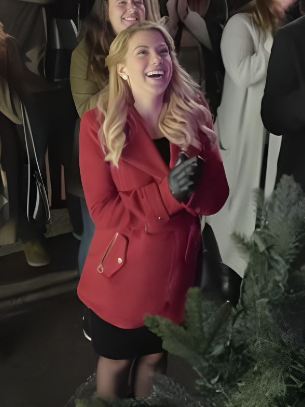 Jodie Sweetin Entertaining Christmas 2018 Red Coat